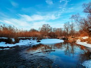 photo-1579353977828-2a4eab540b9a